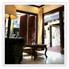 Country House | Completed | Design & Build | Pool entrance